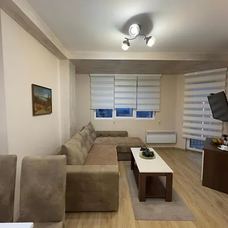 Centar- Montana 아파트 즐라티보